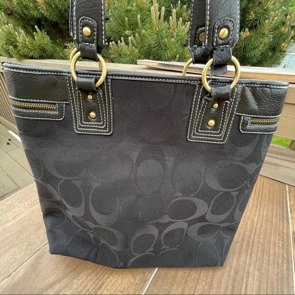 COACH Black Signature Tote with Multi Colored Striped lining - Picture 1 of 9